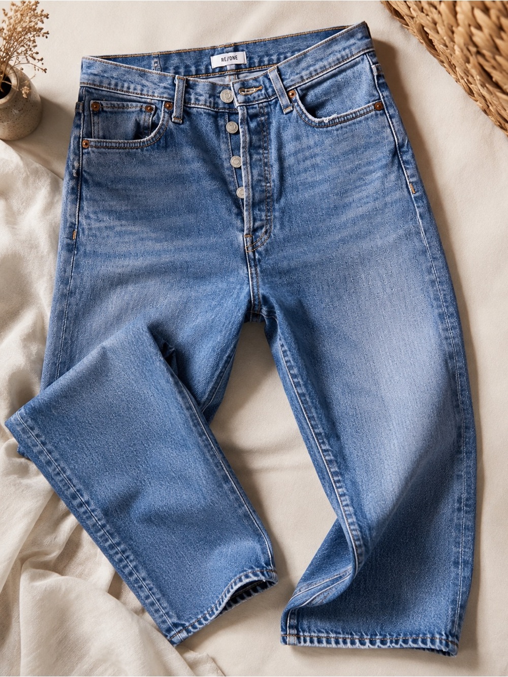 Re/Done Straight-Leg High-Rise Jeans in Light Blue Wash